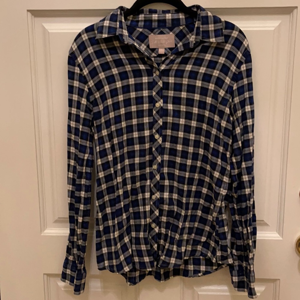Banana Republic soft flannel button down shirt